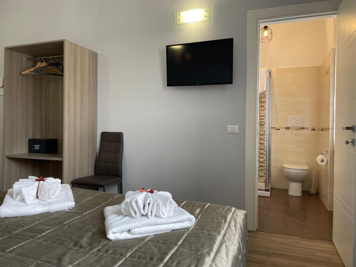 Porta Santa Croce Hotel Firenze Esterno foto