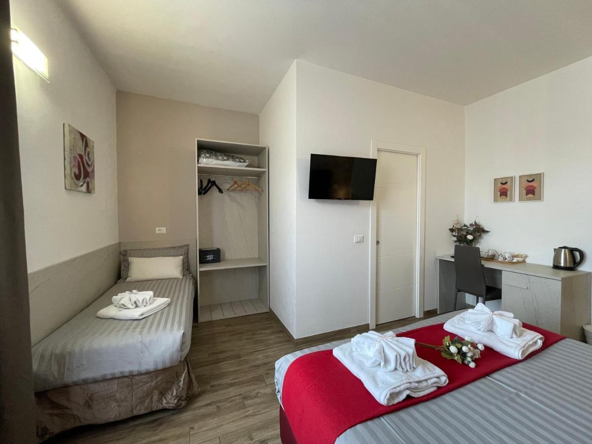 Porta Santa Croce Hotel Firenze Esterno foto